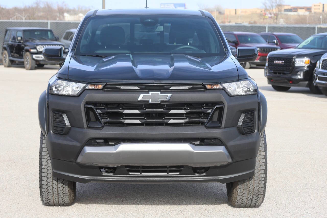Used 2026 Chevrolet Colorado Trail Boss image 5