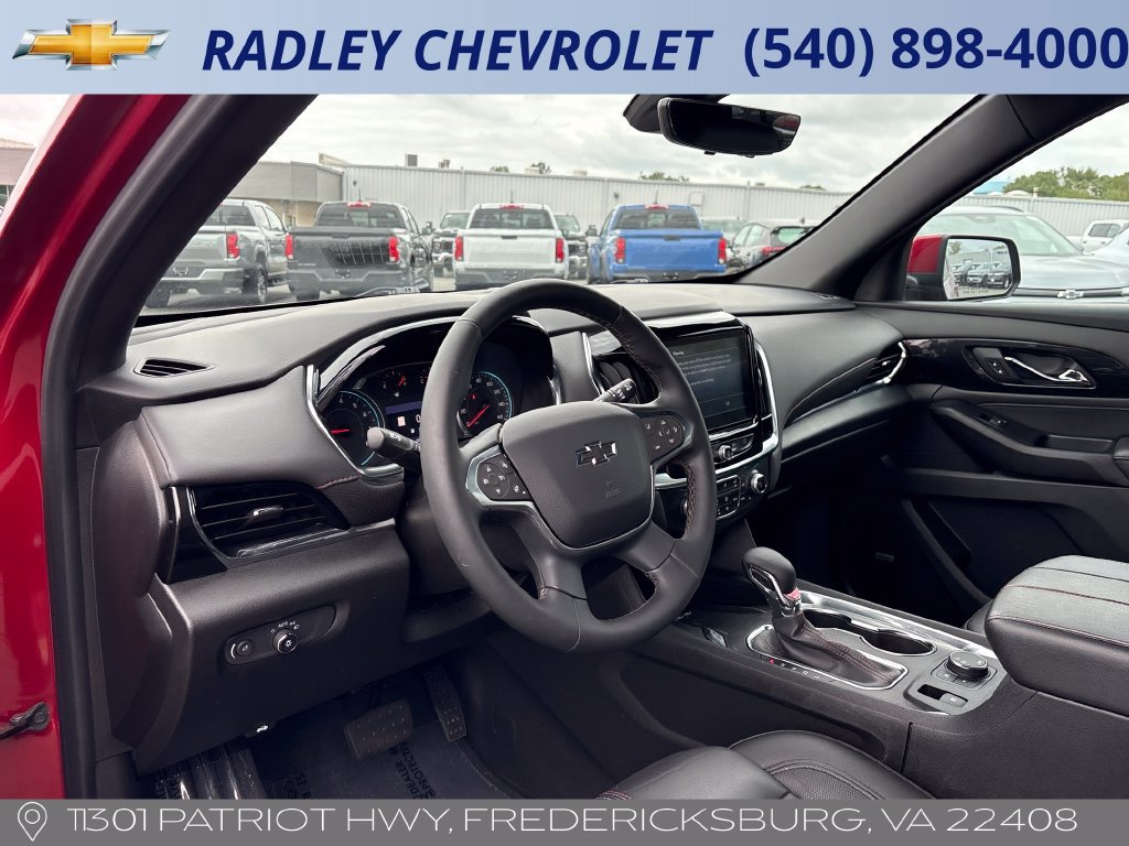 Used 2023 Chevrolet Traverse RS AWD/4WD image 4