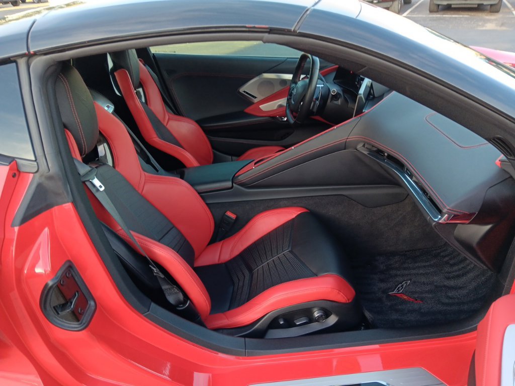 Used 2020 Chevrolet Corvette Stingray Preferred Cpe w/ 2LT Preferred Equipment Group RWD image 29
