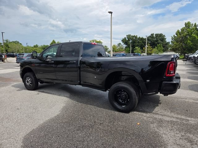 New 2026 RAM 3500 Big Horn AWD/4WD image 10