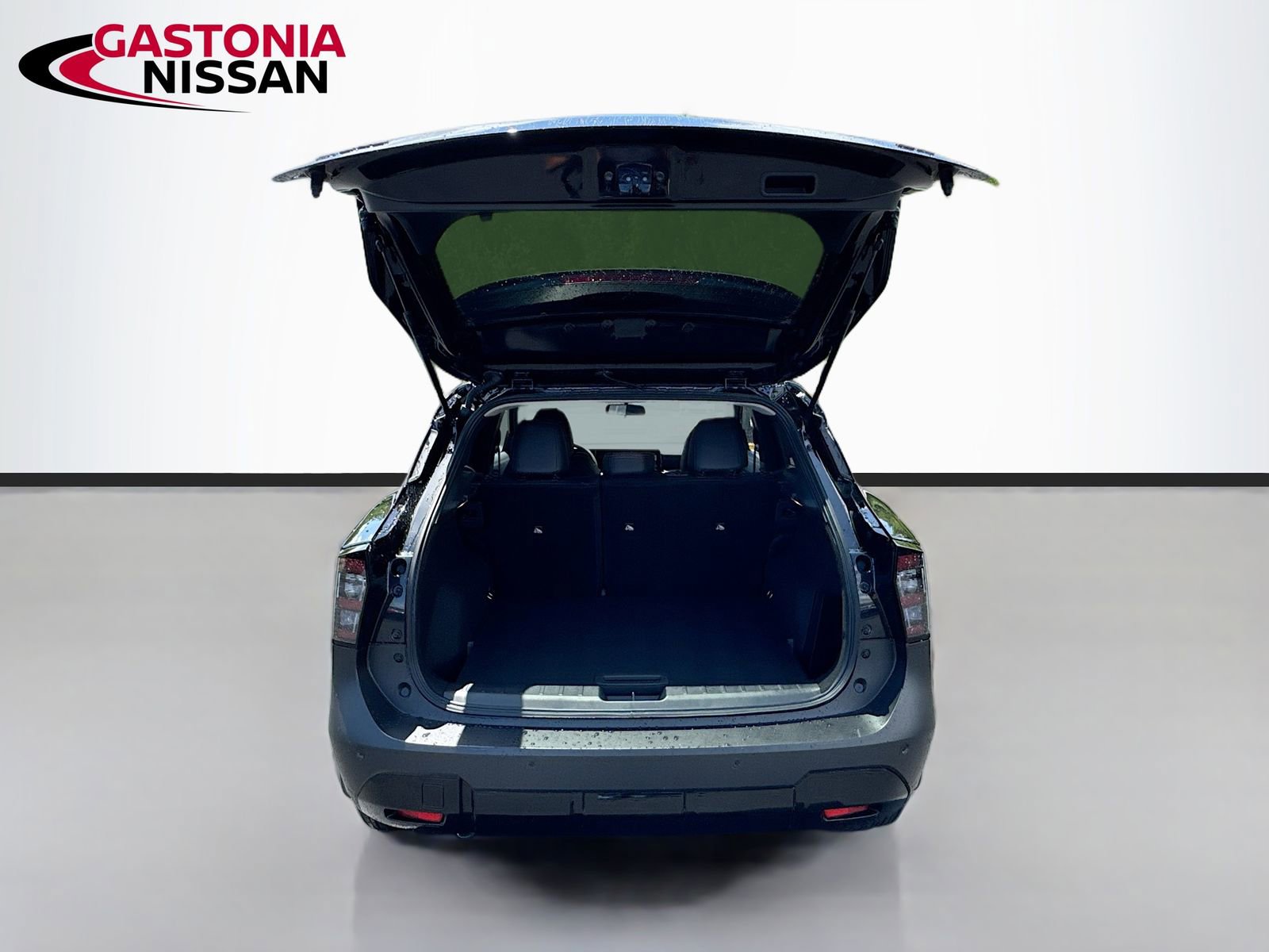 Used 2026 Nissan Kicks SR FWD image 33