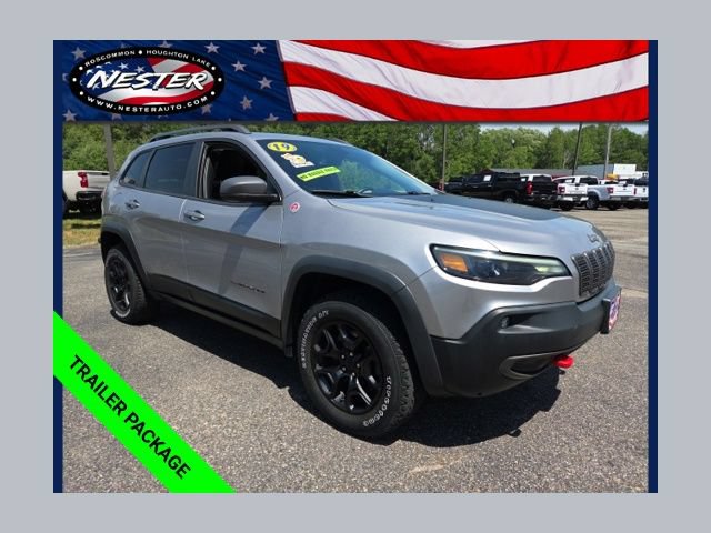 Used 2019 Jeep Cherokee Trailhawk AWD/4WD image 1