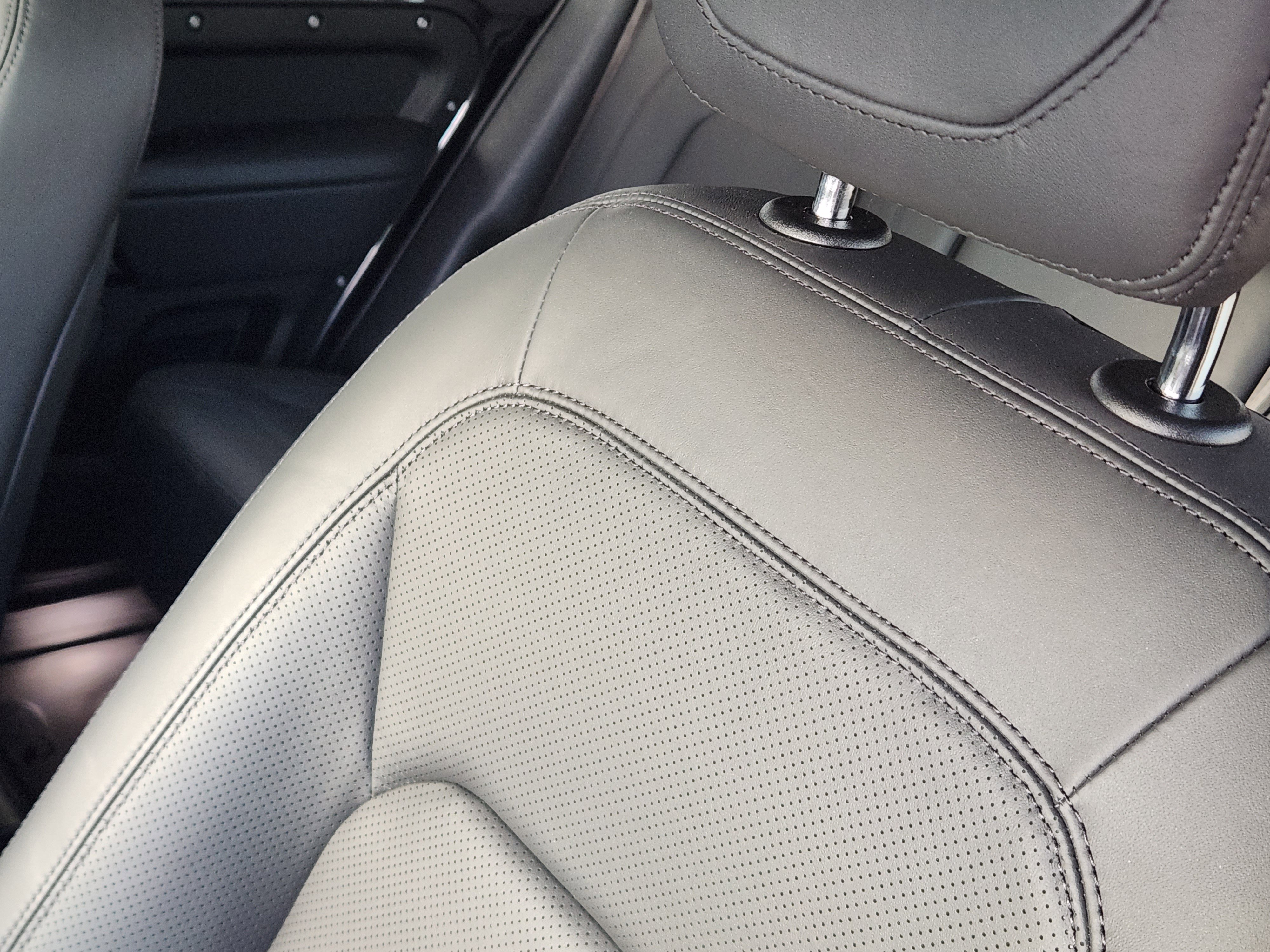 Certified 2023 Land Rover Defender 110 Carpathian Edition image 16