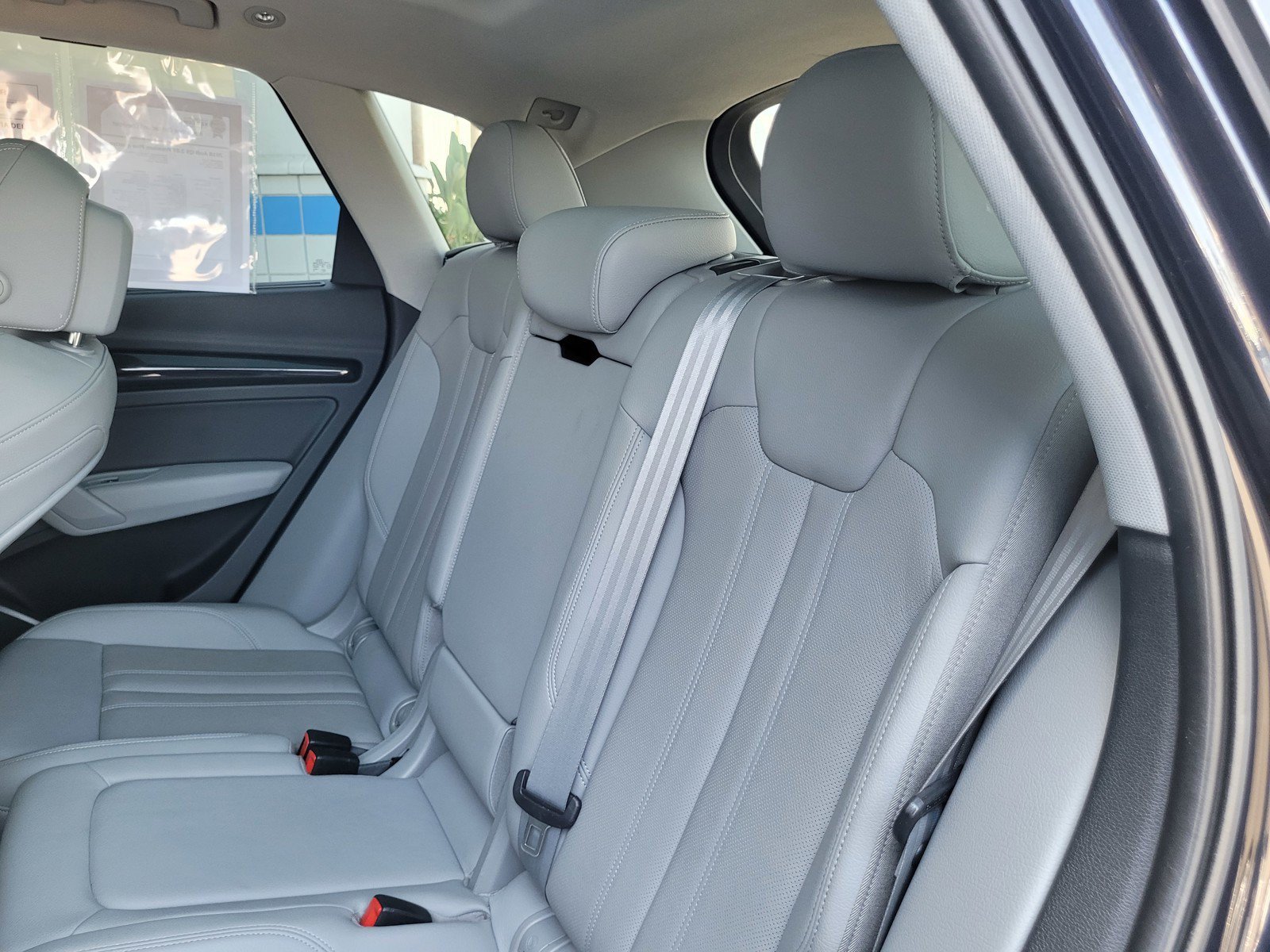 Used 2018 Audi Q5 2.0T Premium Plus w/ Premium Plus Package AWD/4WD image 13