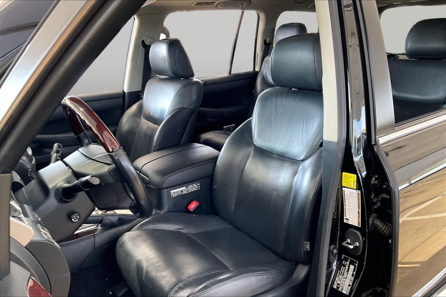 Used 2015 Lexus LX 570 4WD image 8