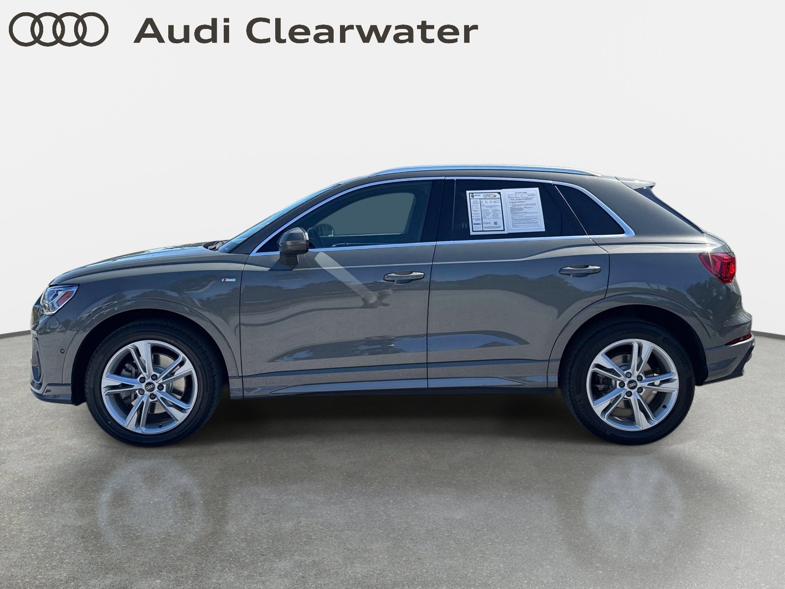 Used 2021 Audi Q3 2.0T Premium Plus AWD/4WD image 2