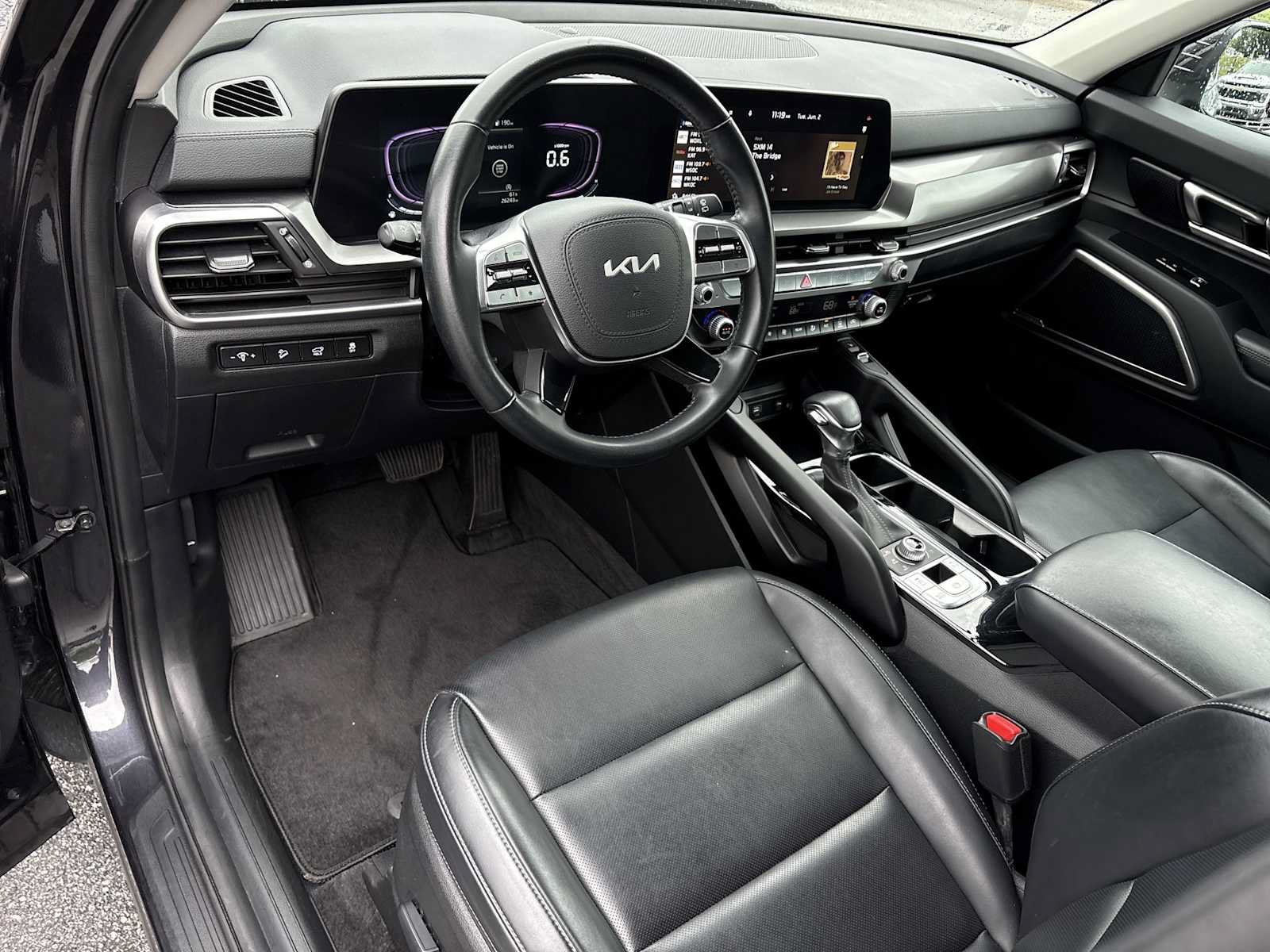Used 2025 Kia Telluride S AWD/4WD image 10