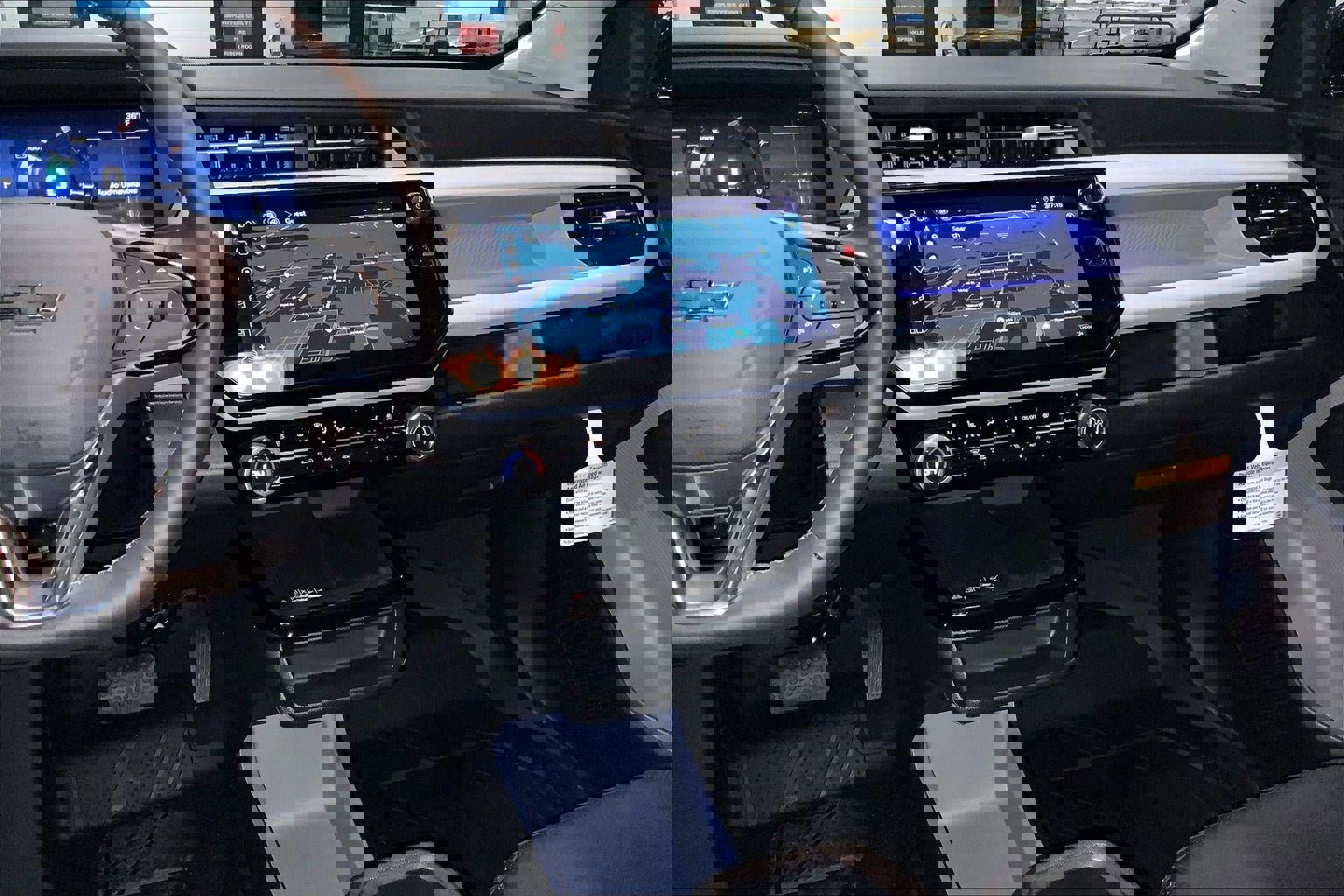 New 2027 Chevrolet Bolt RS w/ Technology Package image 6