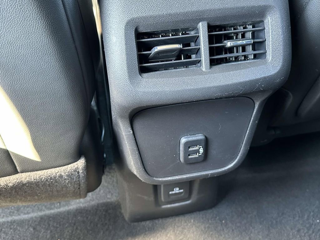 Certified 2022 GMC Terrain SLT w/ Elevation Edition image 14