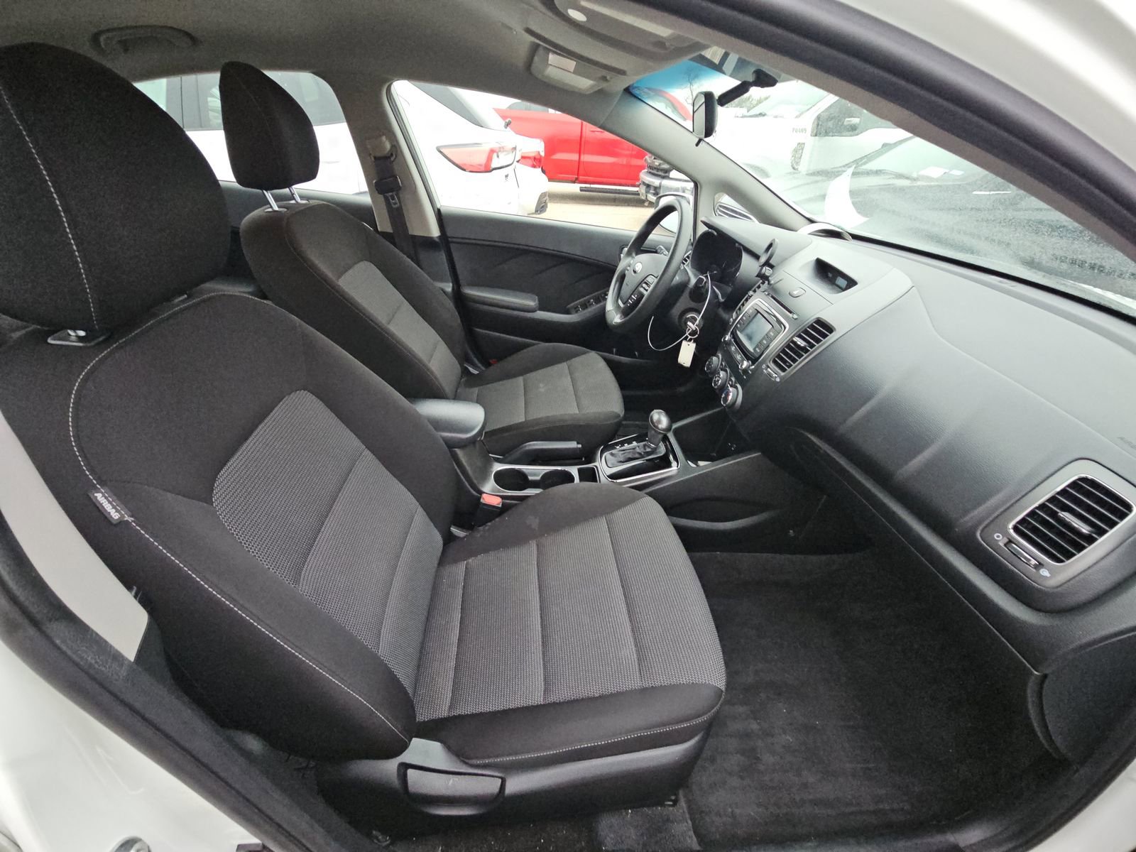 Used 2018 Kia Forte LX w/ LX Rear Camera Package image 15