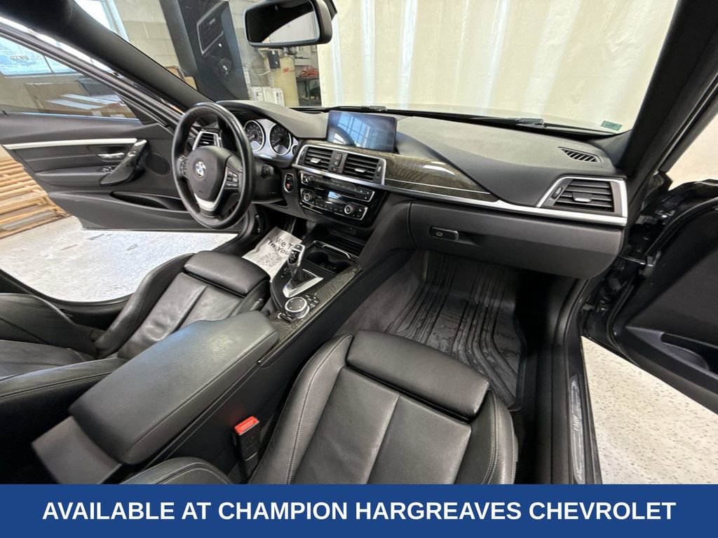 Used 2017 BMW 330i xDrive Sedan image 38
