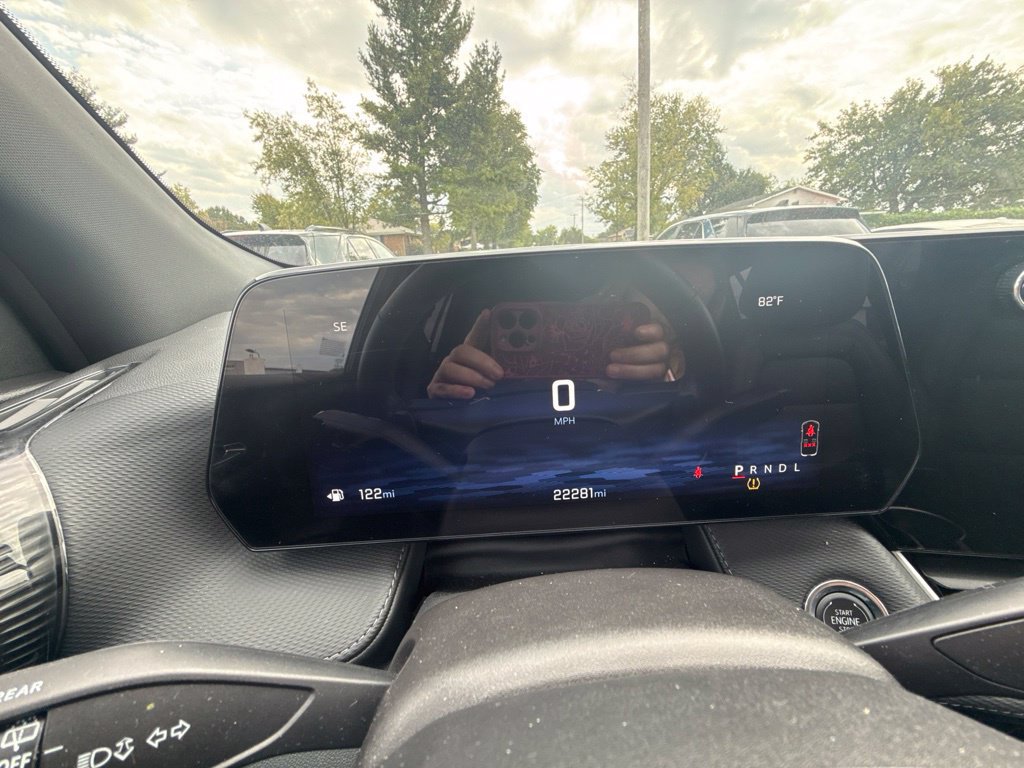 Used 2026 Chevrolet Equinox LT w/ Convenience Package II FWD image 27