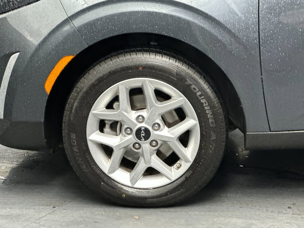 Used 2024 Kia Soul LX w/ Option Group 015 image 23