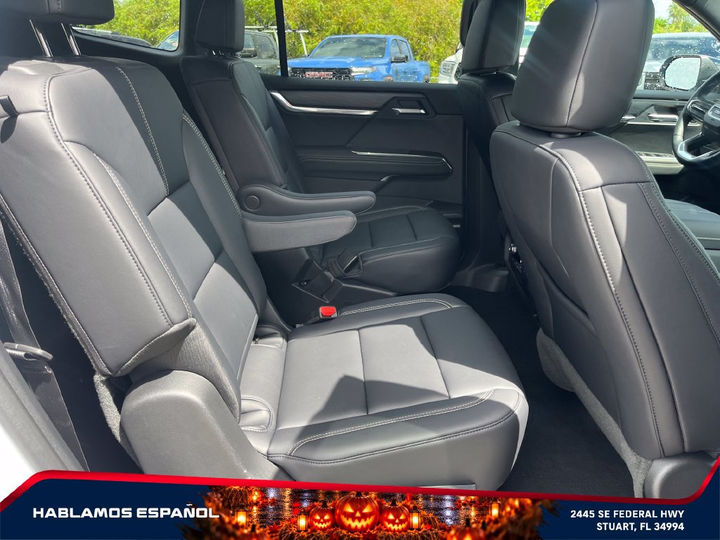 New 2026 GMC Acadia Elevation w/ Black Edition FWD image 18