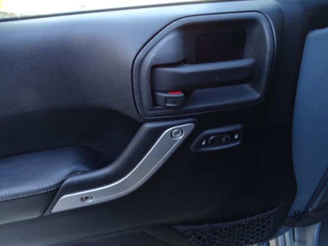 Used 2014 Jeep Wrangler Rubicon image 21