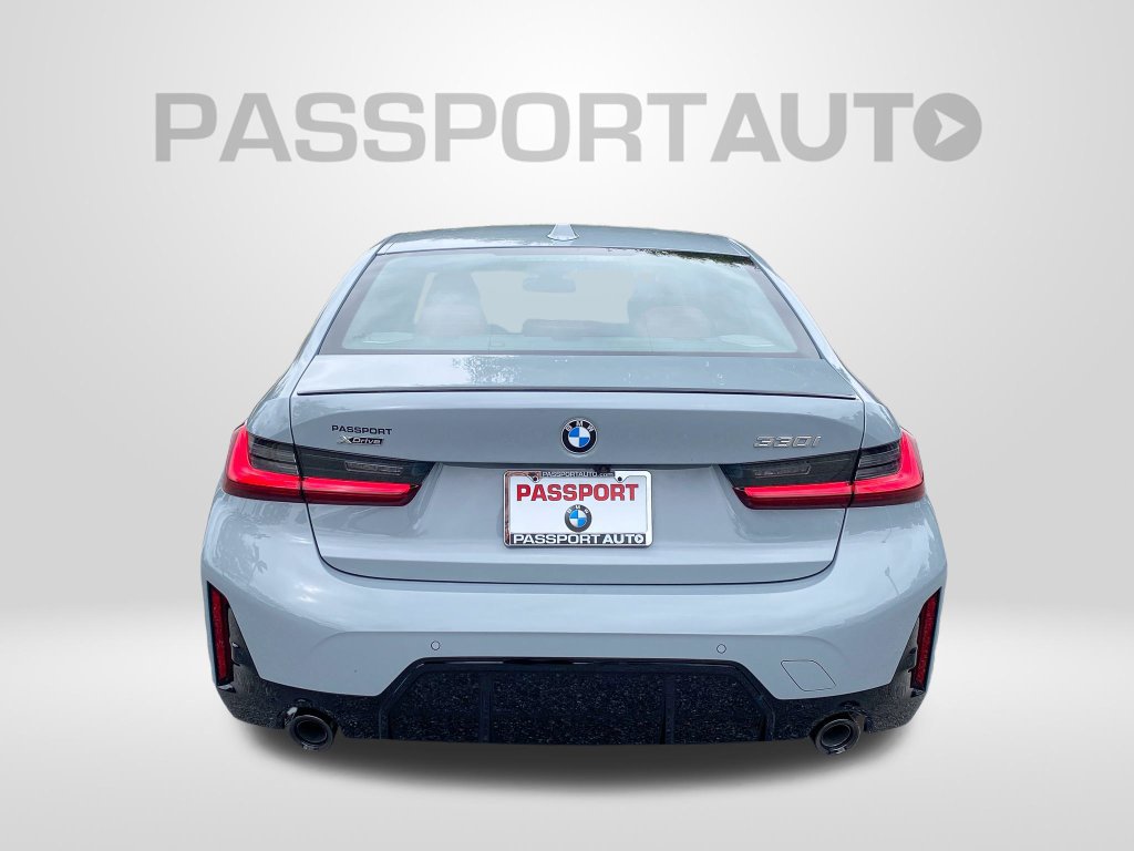 New 2026 BMW 330i xDrive Sedan w/ M Sport Package AWD/4WD image 5