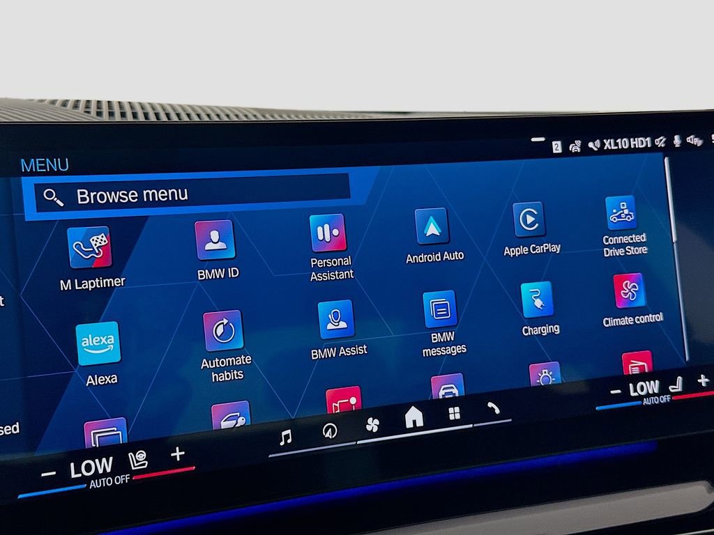 Used 2025 BMW M5 w/ Carbon Package image 14