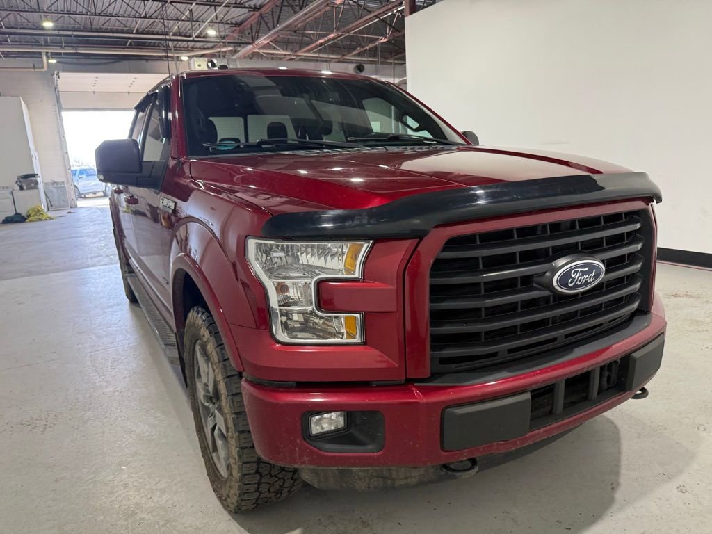 Used 2016 Ford F150 XLT w/ Equipment Group 302A Luxury image 4