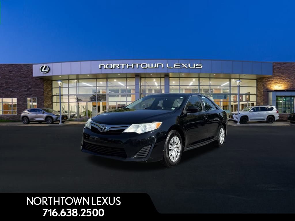 Used 2014 Toyota Camry LE