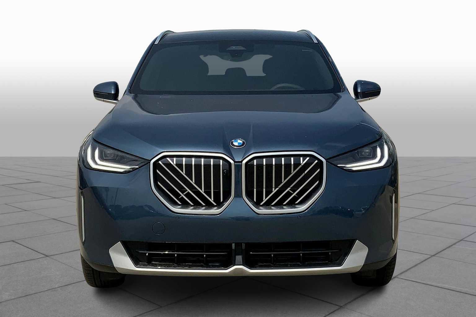 New 2025 BMW X3 xDrive30i w/ Premium Package image 3