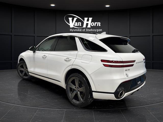 Used 2025 Genesis GV70 3.5T Sport w/ Sport Prestige Package AWD/4WD image 5