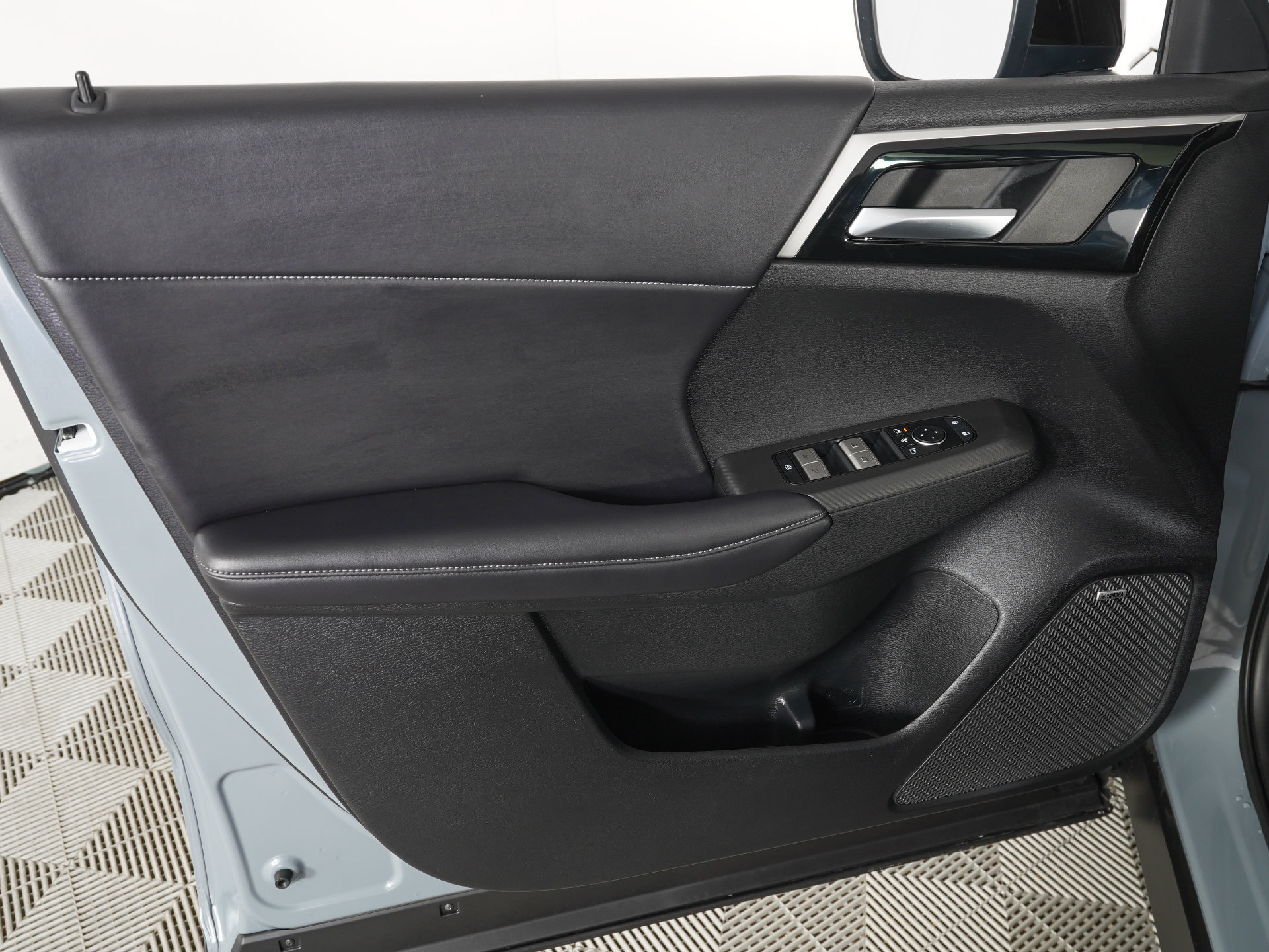 New 2026 Mitsubishi Outlander AWD image 10