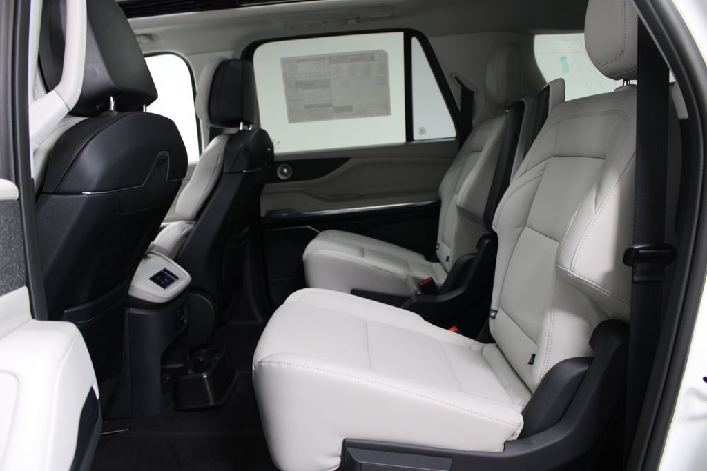 New 2026 Lincoln Navigator L Reserve AWD/4WD image 27