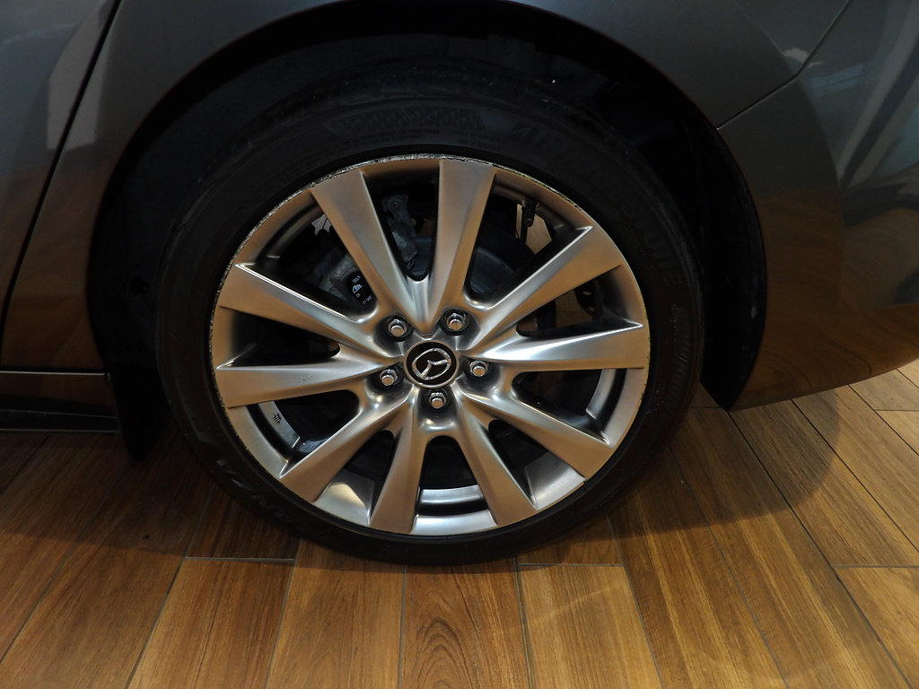 Used 2021 MAZDA MAZDA3 s AWD/4WD image 9