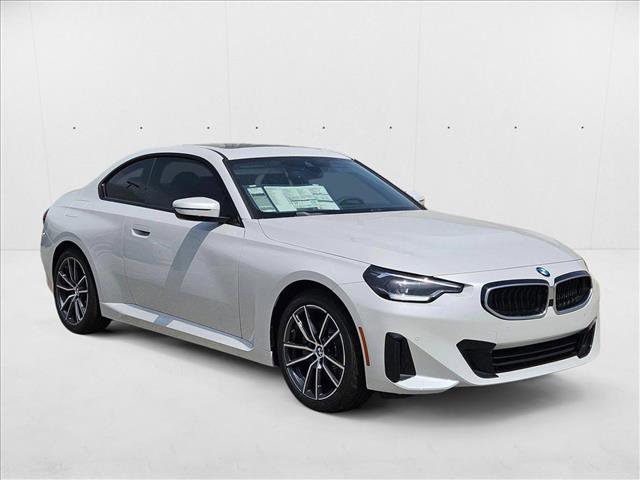 Used 2025 BMW 230i xDrive Coupe image 7