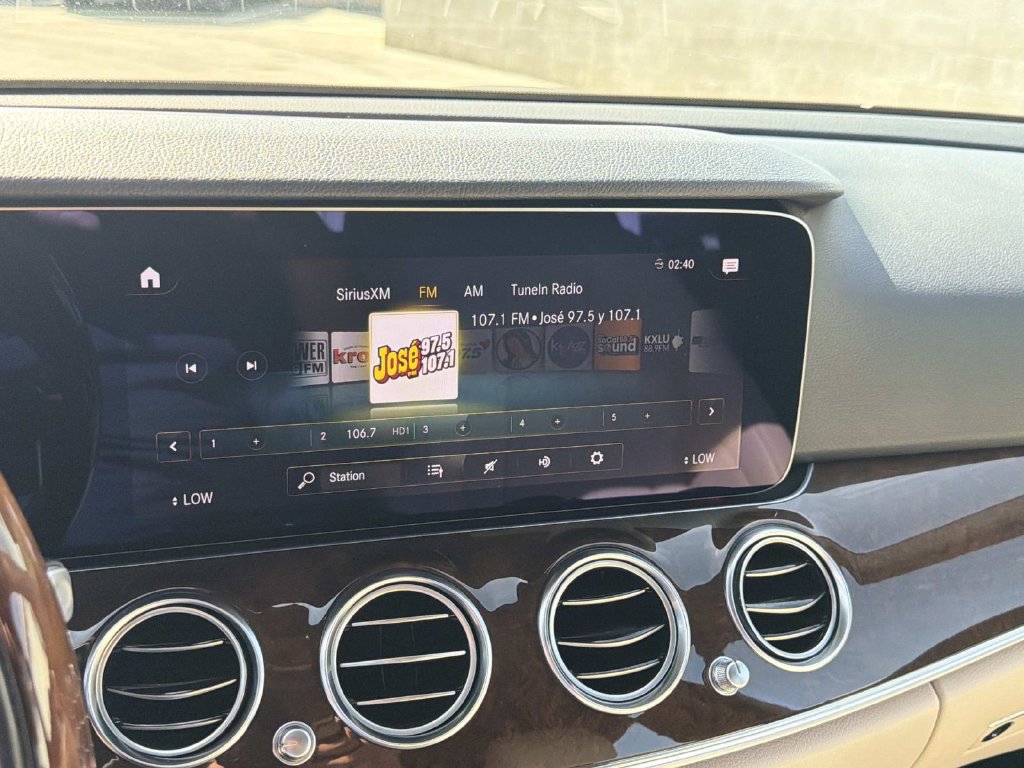 Used 2021 Mercedes-Benz E 450 4MATIC Sedan image 22