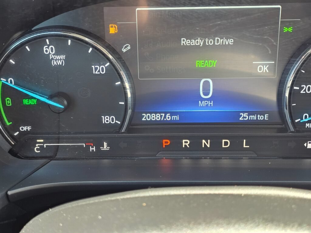 Used 2022 Ford Escape SEL FWD image 20