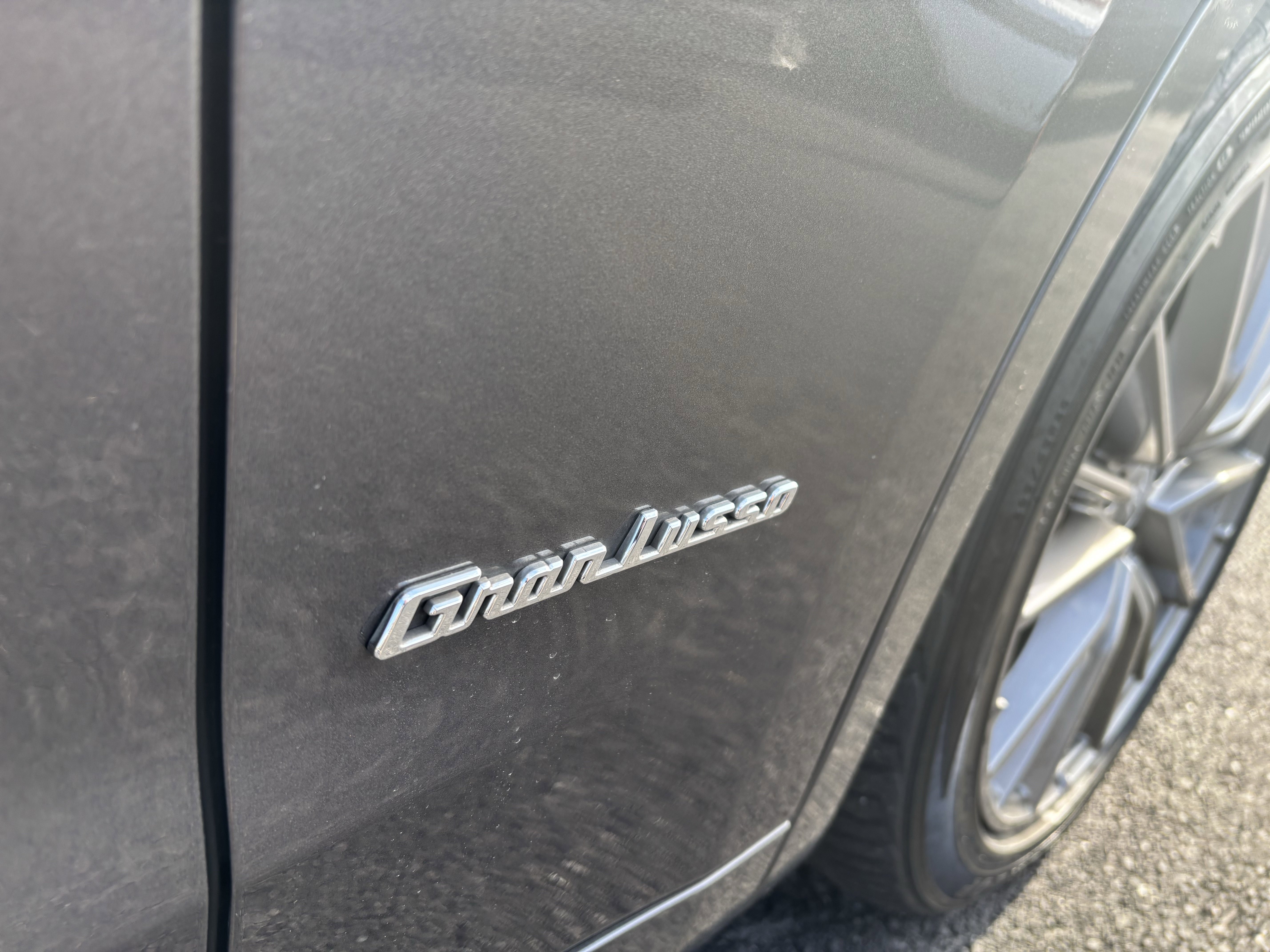 Used 2019 Maserati Levante GranLusso image 9