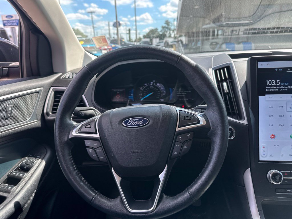 Used 2023 Ford Edge SEL w/ Sport Appearance Package AWD/4WD image 8