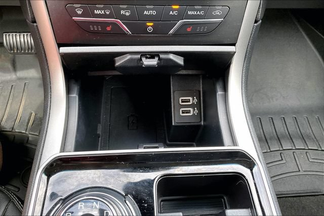 Used 2020 Ford Edge SEL w/ Convenience Package AWD/4WD image 29
