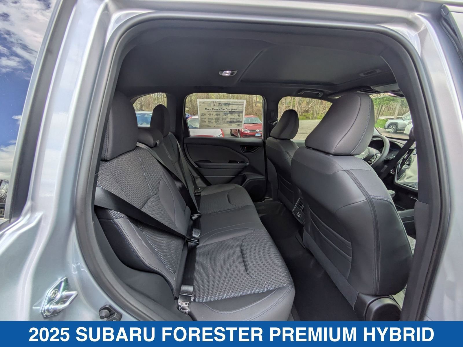Certified 2025 Subaru Forester Premium AWD/4WD image 35