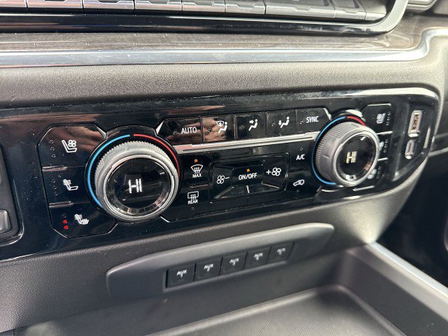 Certified 2025 Chevrolet Silverado 3500 LTZ w/ LTZ Convenience Package image 16