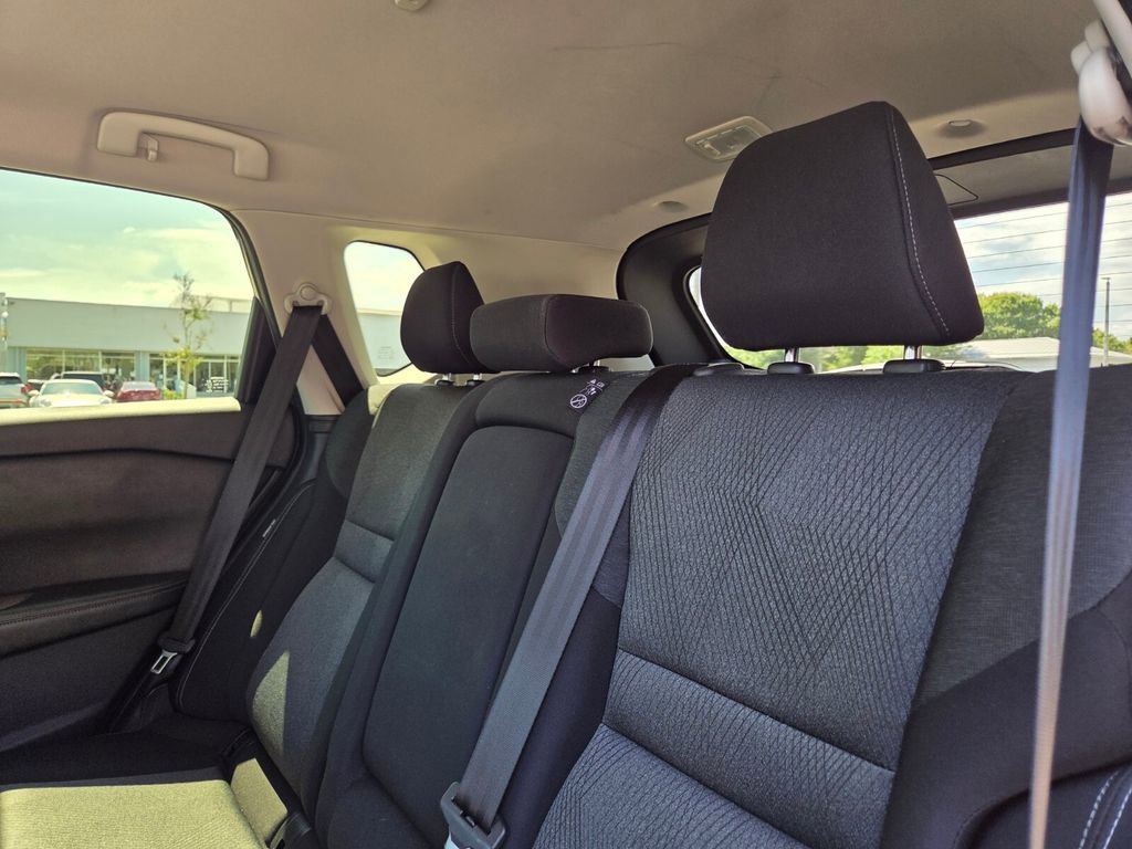 Used 2024 Nissan Rogue SV image 17
