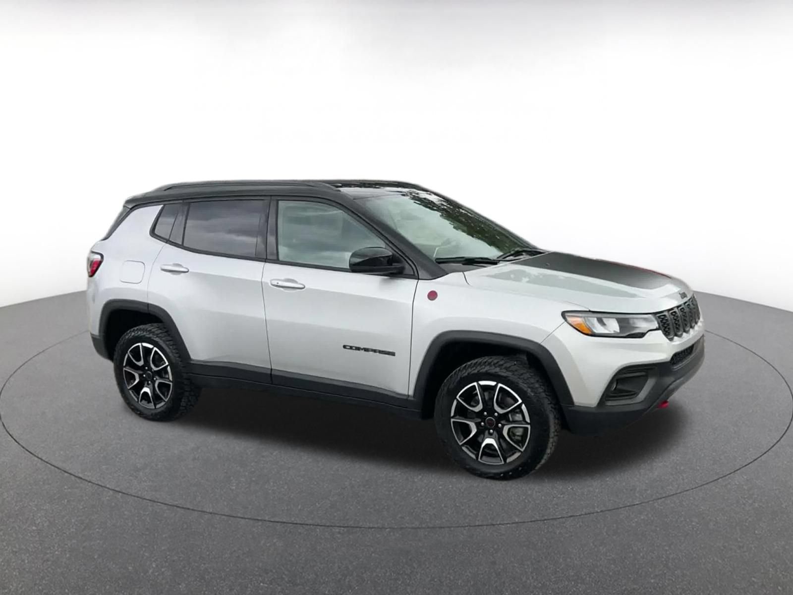 Used 2025 Jeep Compass Trailhawk AWD/4WD video 2