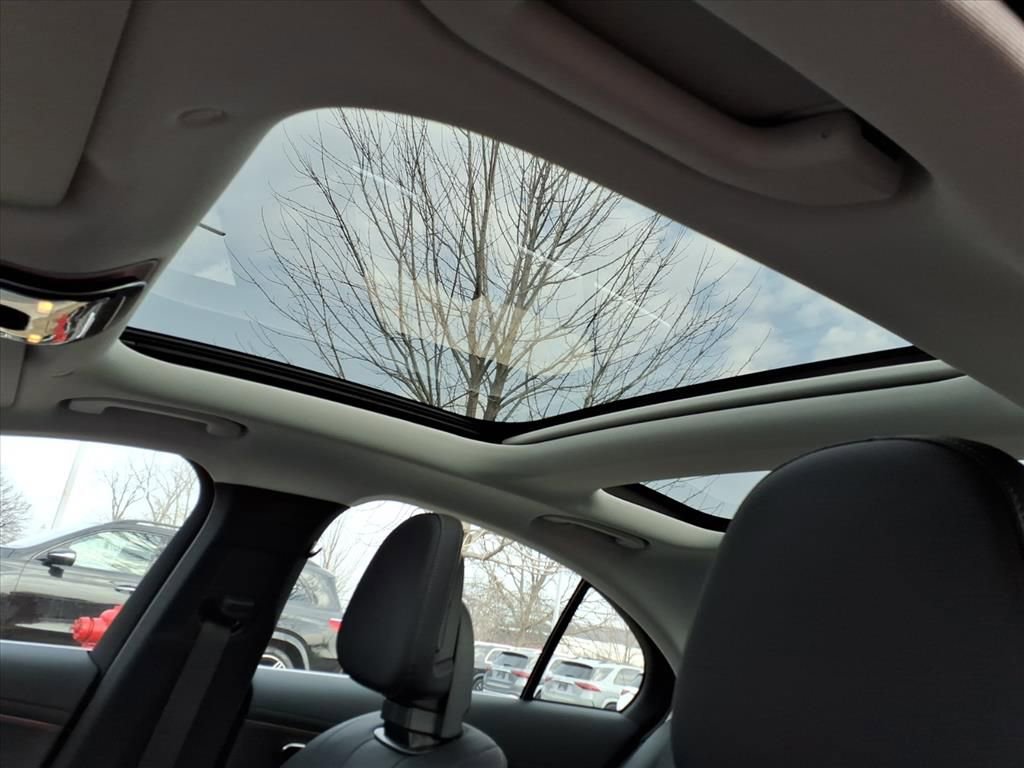 Certified 2025 Mercedes-Benz E 450 4MATIC Sedan image 12