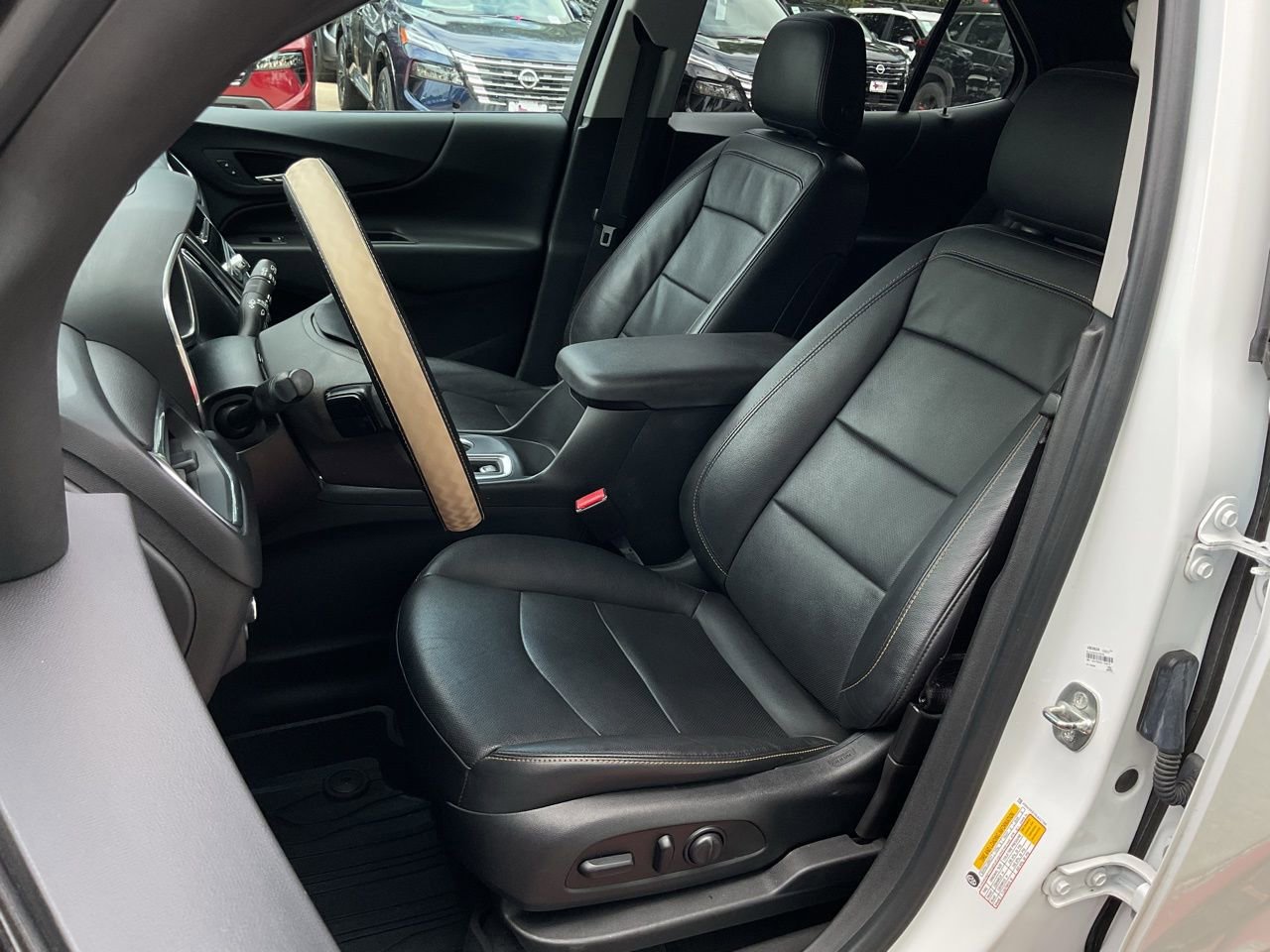 Used 2020 Chevrolet Equinox LT w/ Sport Edition image 14