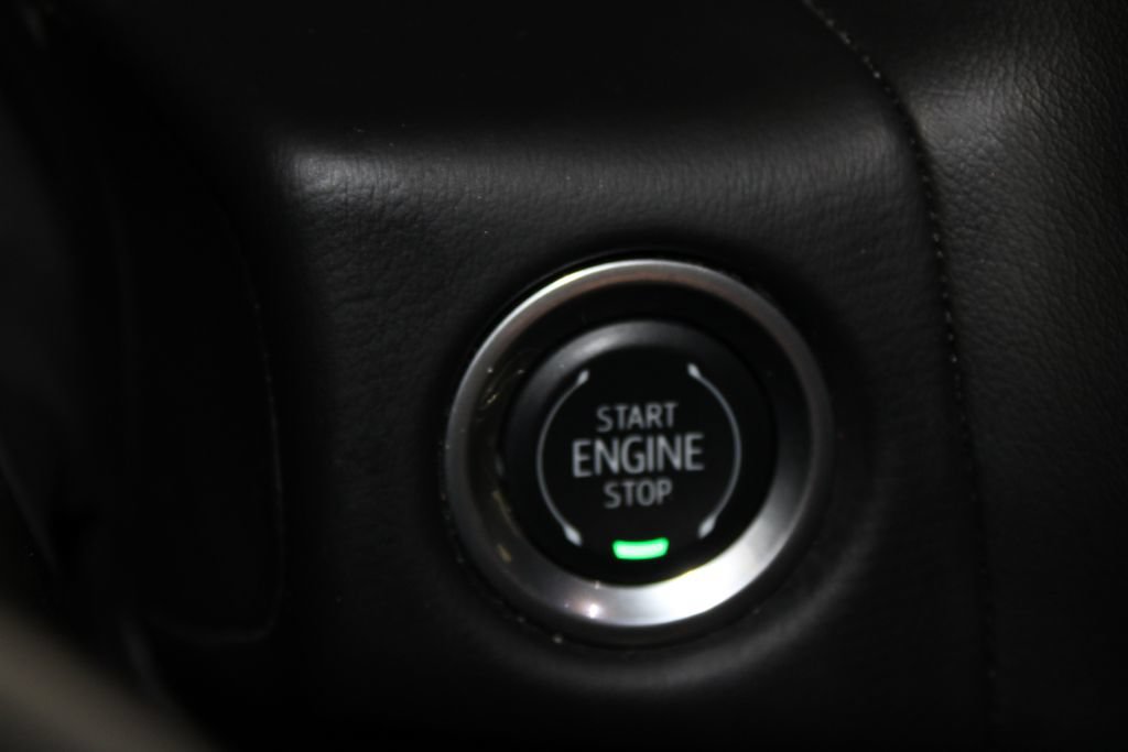 Used 2024 Chevrolet Suburban Premier AWD/4WD image 51