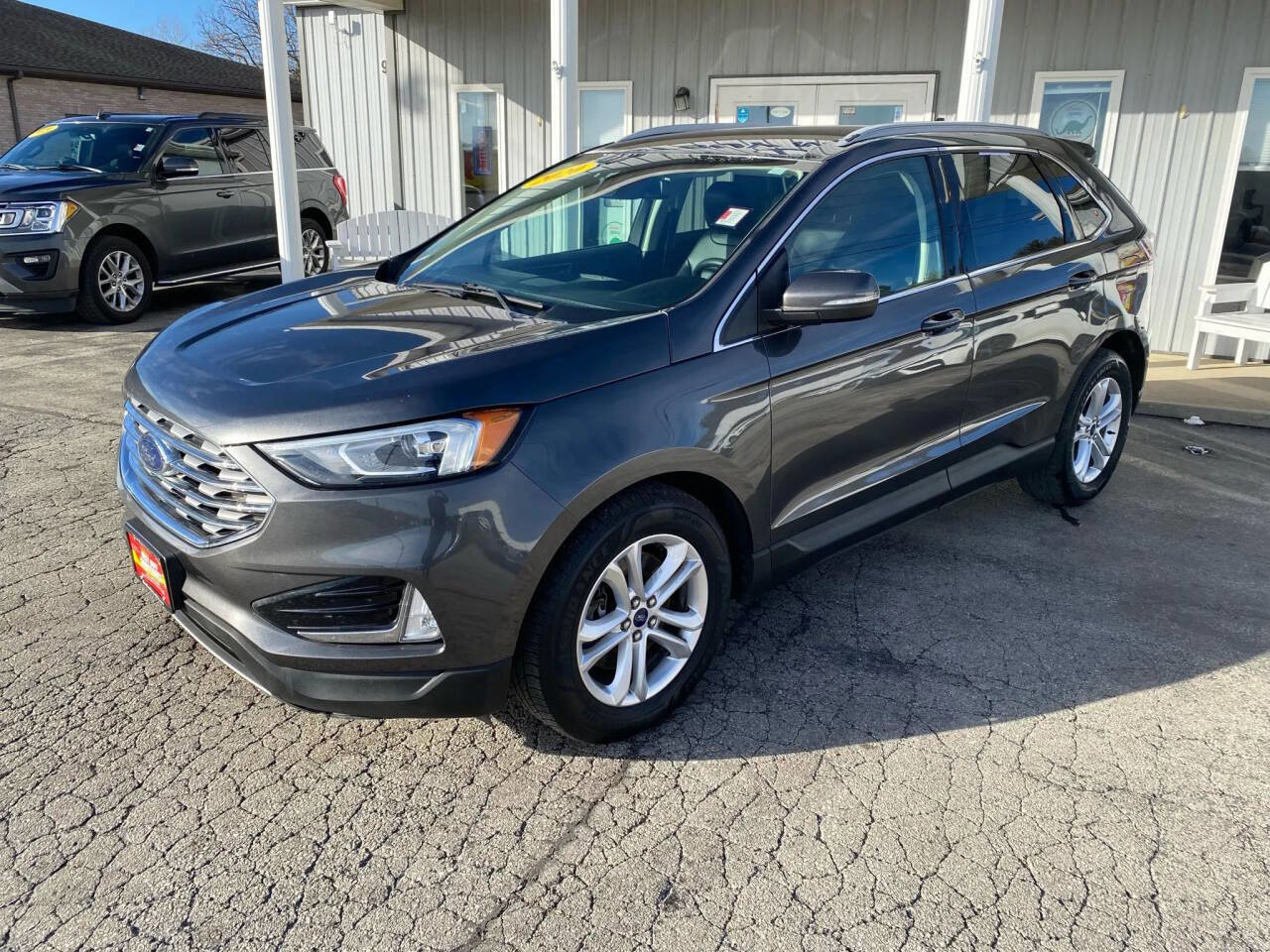Used 2020 Ford Edge SEL w/ Convenience Package image 3