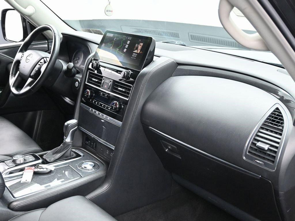 Used 2023 Nissan Armada SV image 34