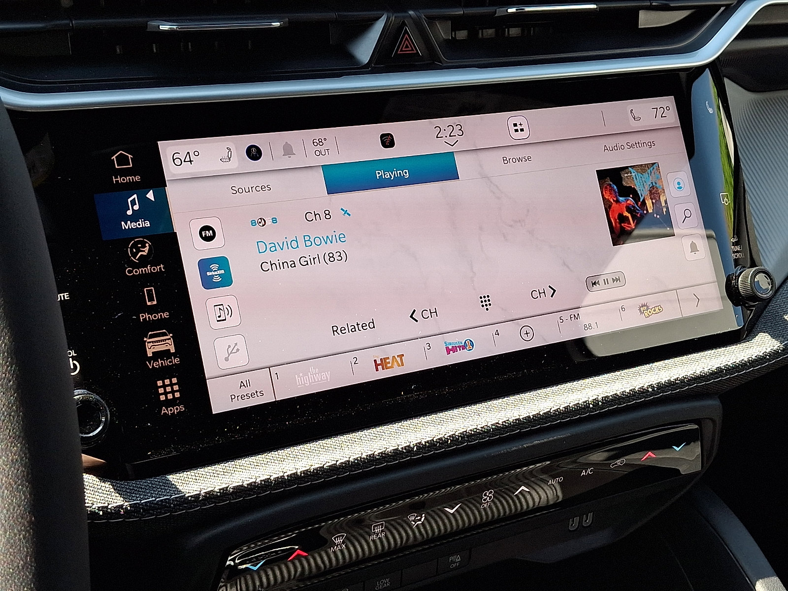 New 2026 Jeep Cherokee Laredo AWD/4WD image 11