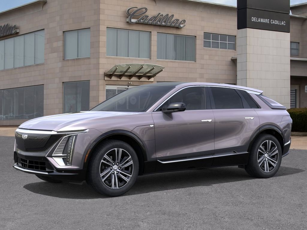 New 2026 Cadillac Lyriq Luxury AWD/4WD image 2