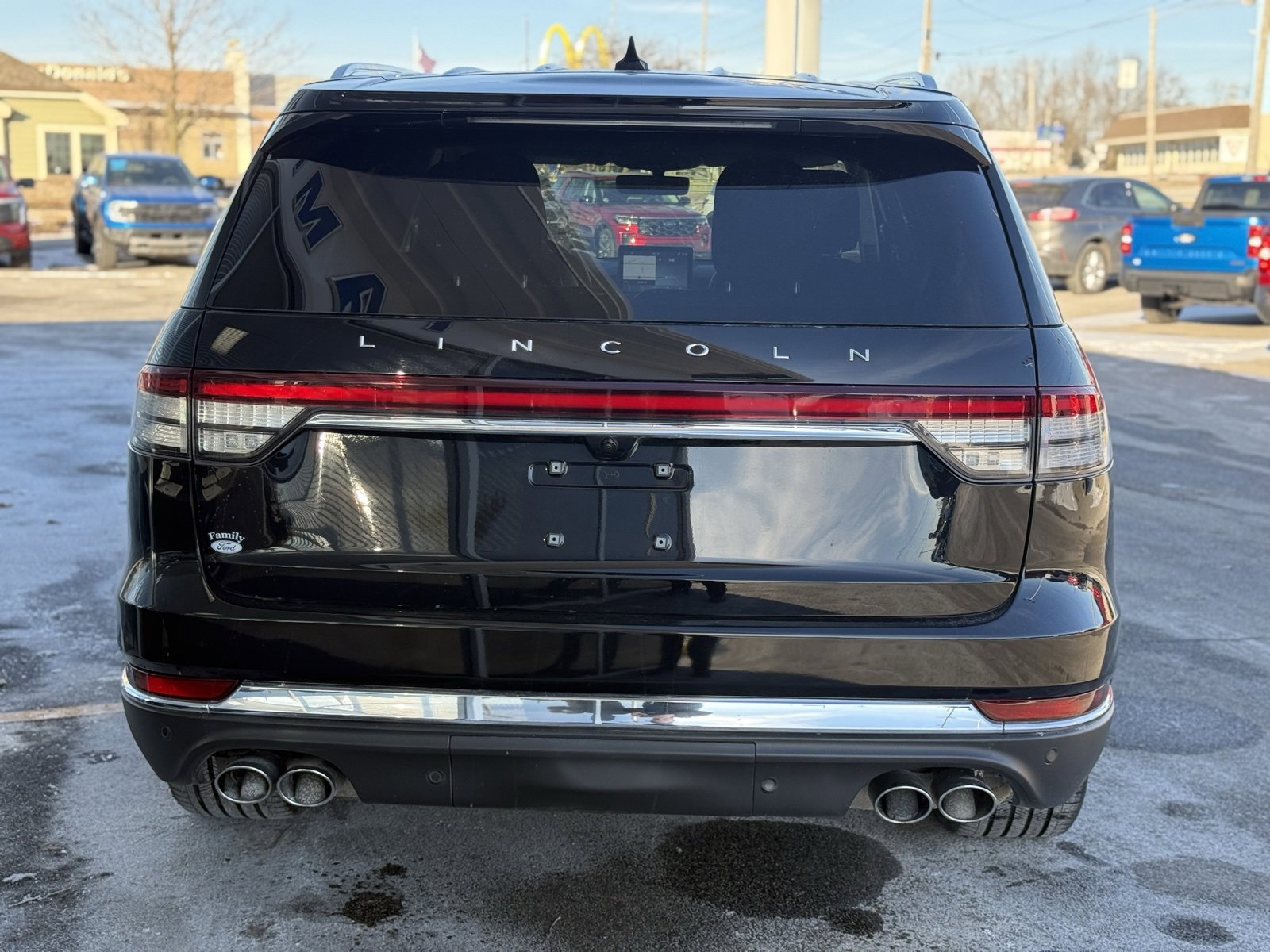 Used 2023 Lincoln Aviator Reserve w/ Equipment Group 201A image 4
