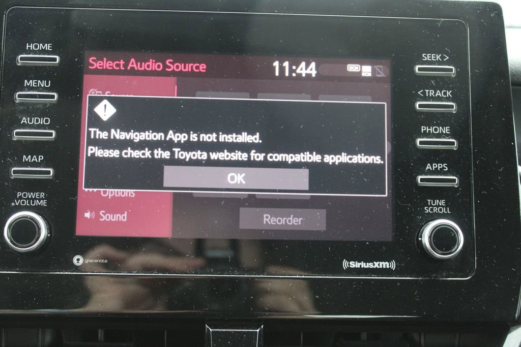 Used 2021 Toyota Camry LE image 29