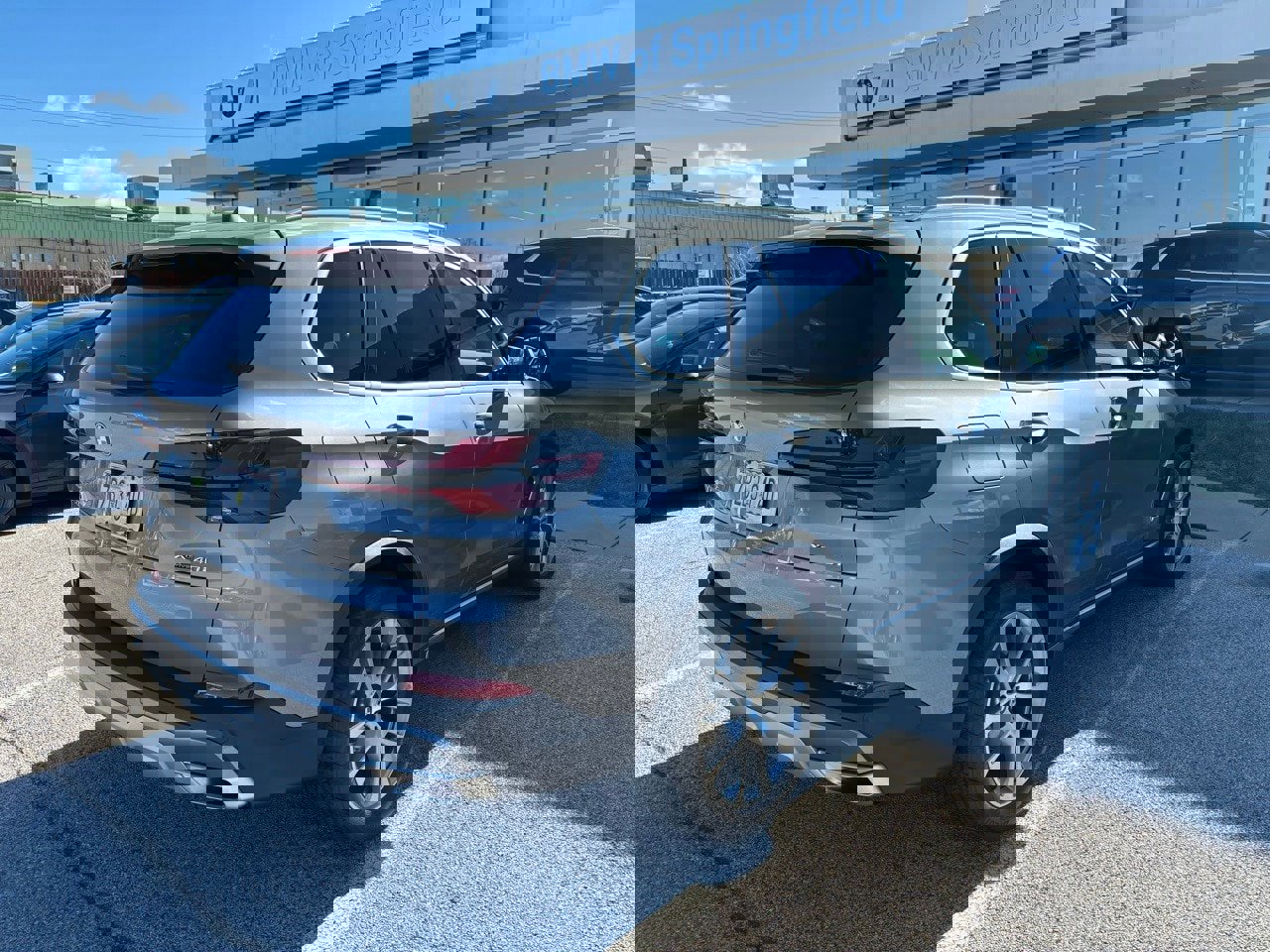 Certified 2024 BMW X5 xDrive40i w/ Premium Package image 3