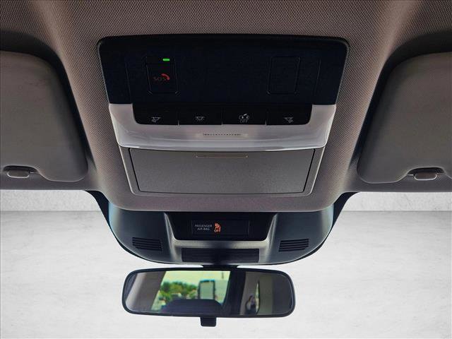 Used 2023 Nissan Rogue SV image 18