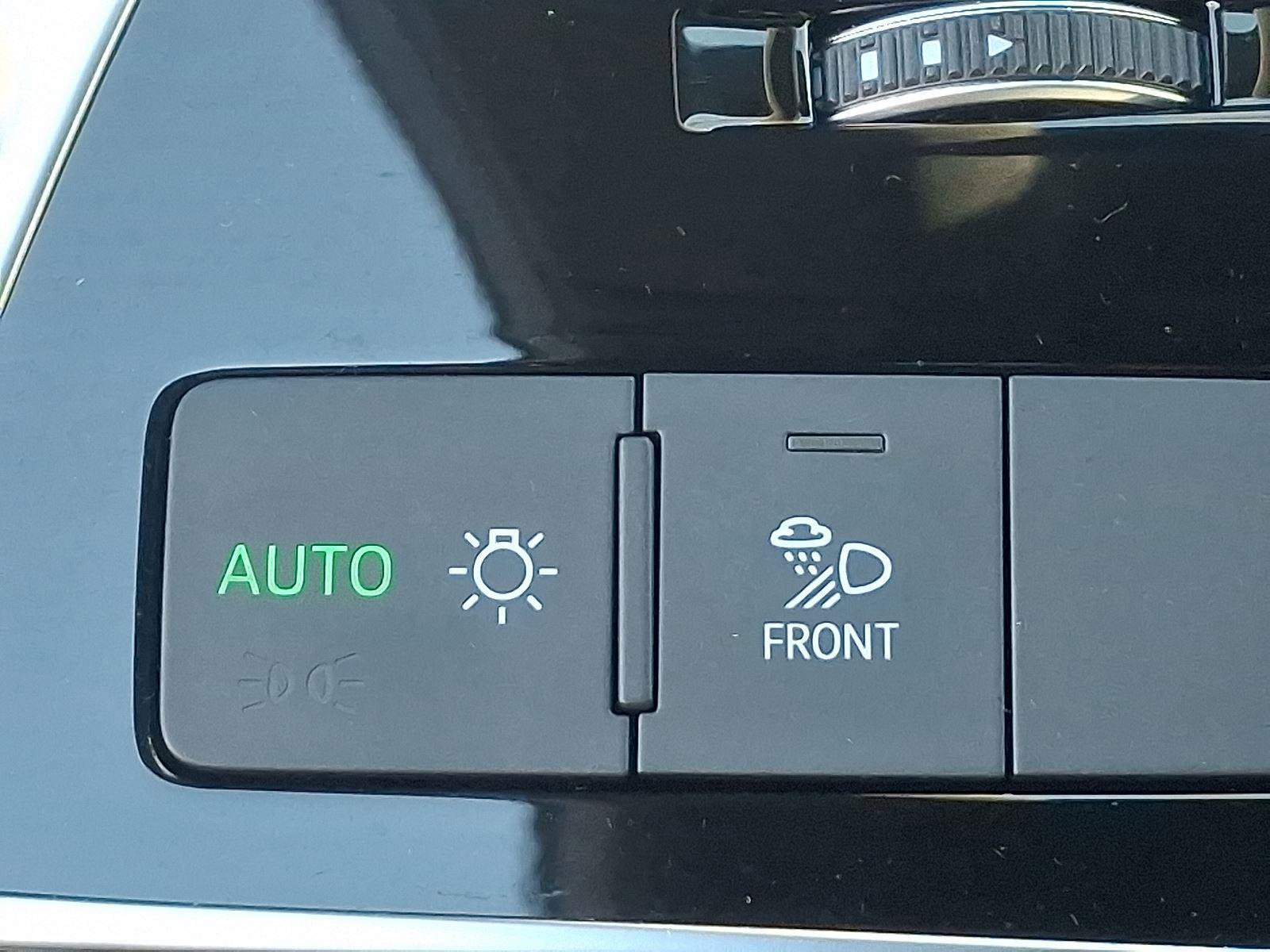 Certified 2025 Audi Q8 Premium Plus AWD/4WD image 26